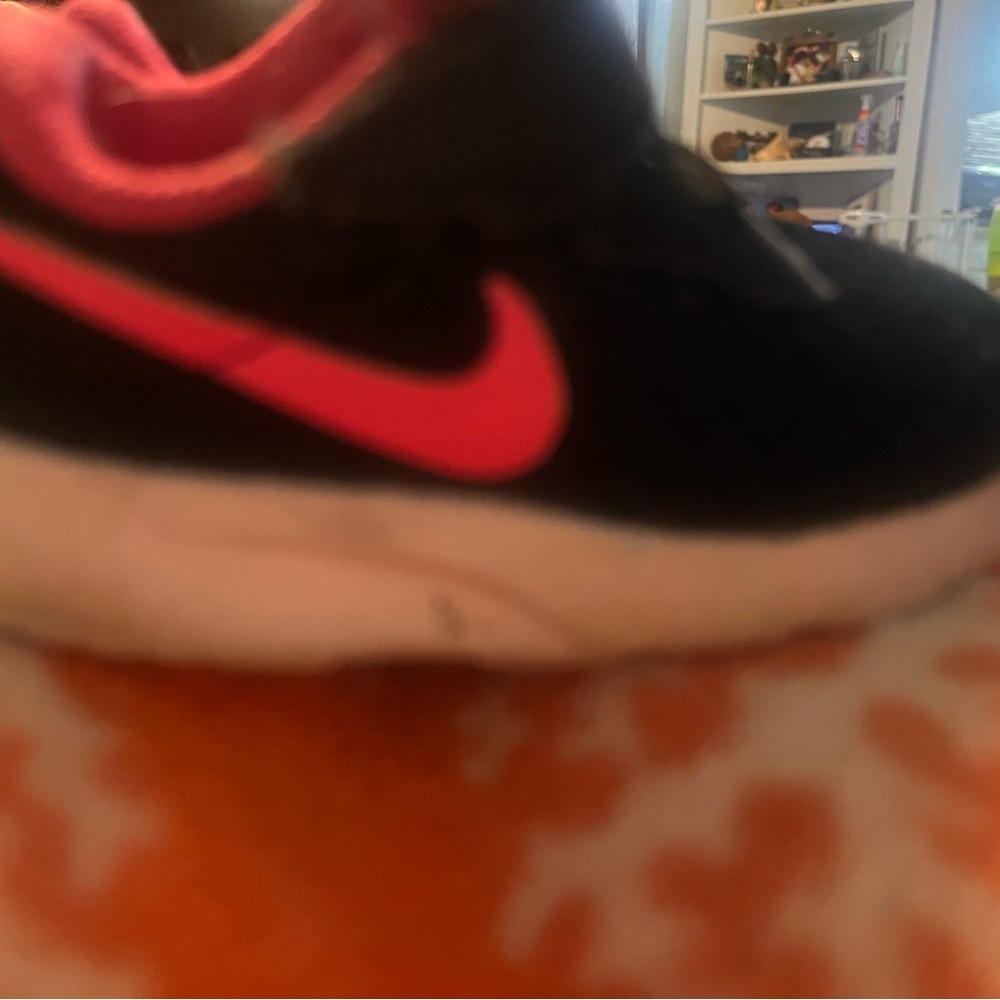 Nike Kids Sneakers Black with Pink Swoosh - Picture 2 of 5